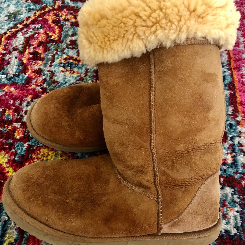 Women’s tall chestnut UGG